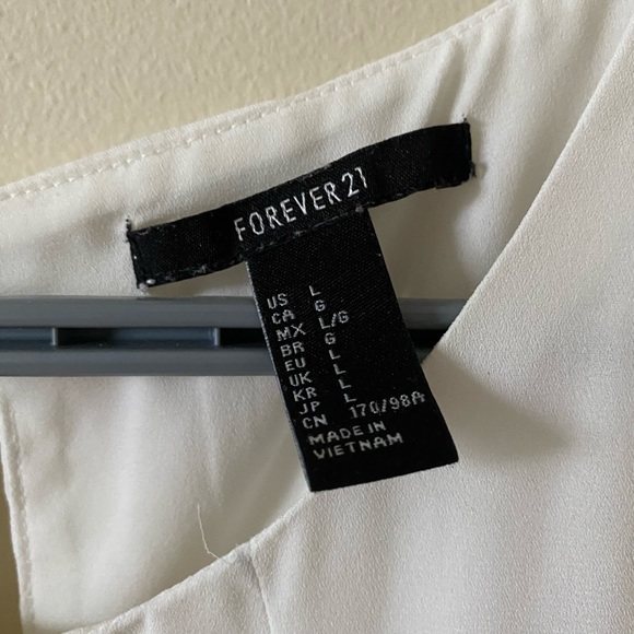 White blouse material tank top - Picture 4 of 4